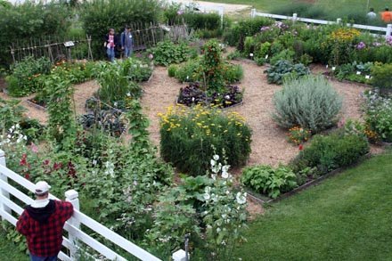 heritage herb garden sse
